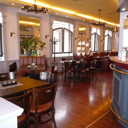 Doppelzimmer Lunch, Direkt Am Alten Strom